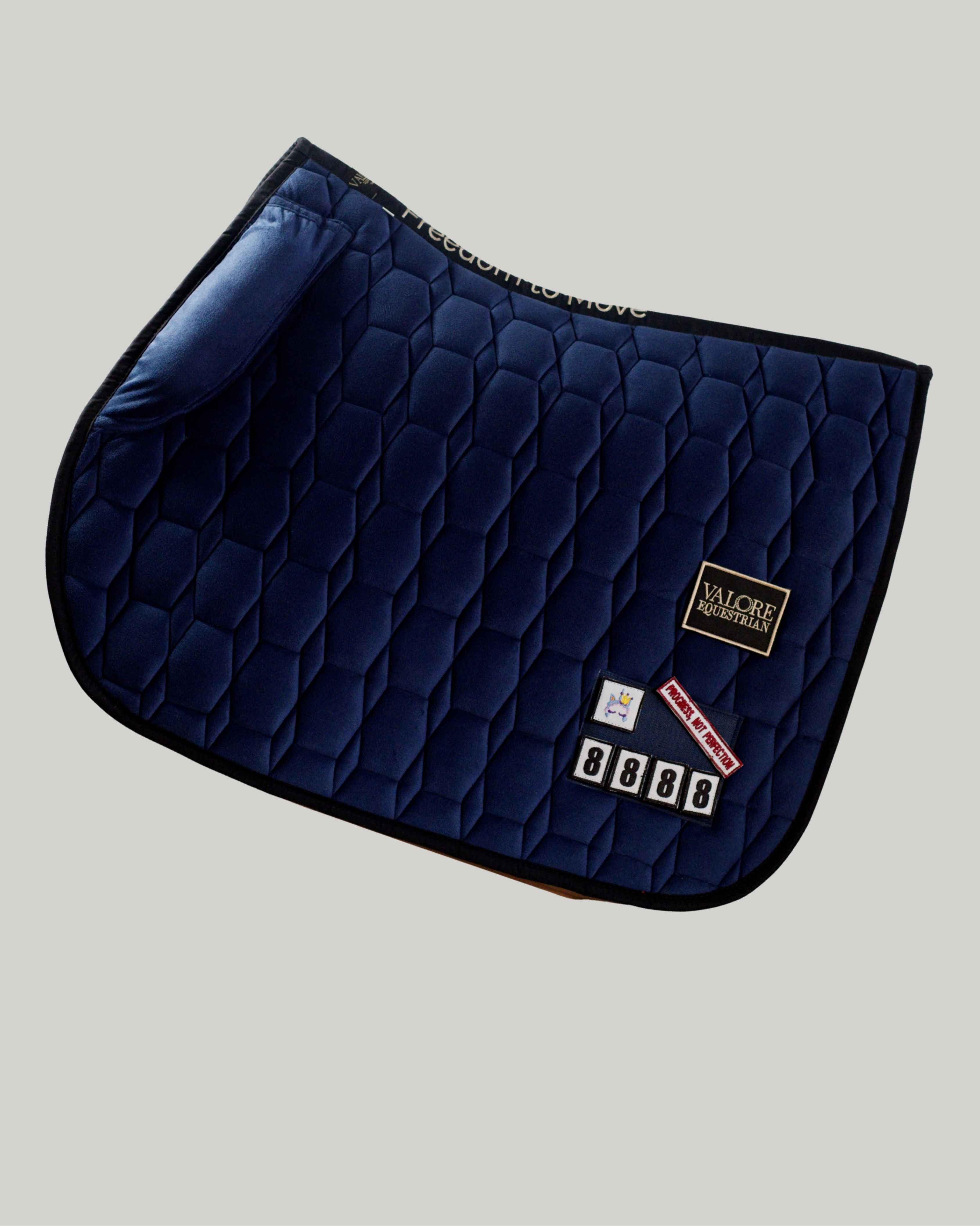 Deep Navy Velvet Valore Jumping Wither Relief Saddle Pad – Anatomical Saddle Pad with Velcro Show Numbers