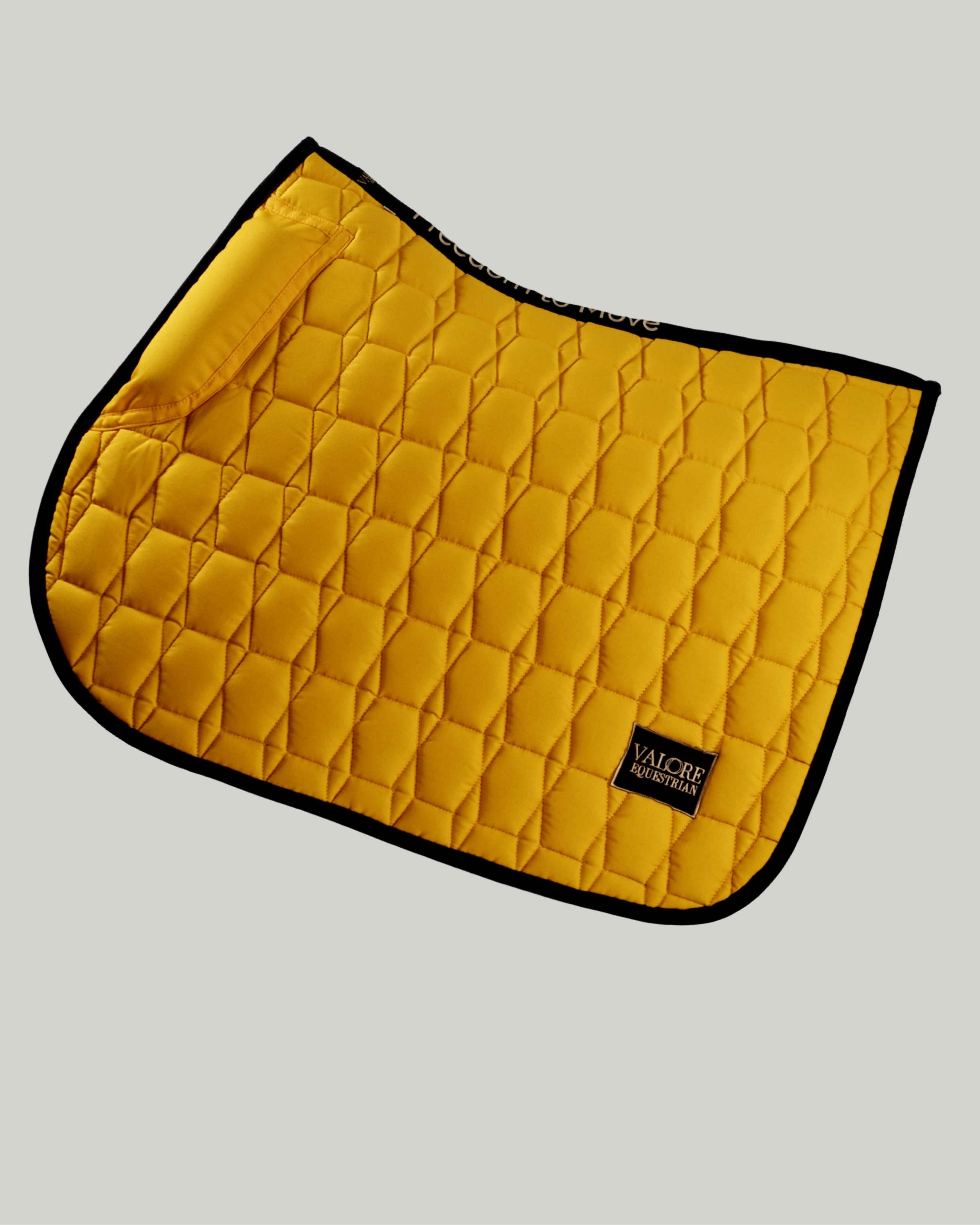 Mustard Cotton Valore Jumping Wither Relief Saddle Pad – Anatomical Saddle Pad for Comfort and Freedom