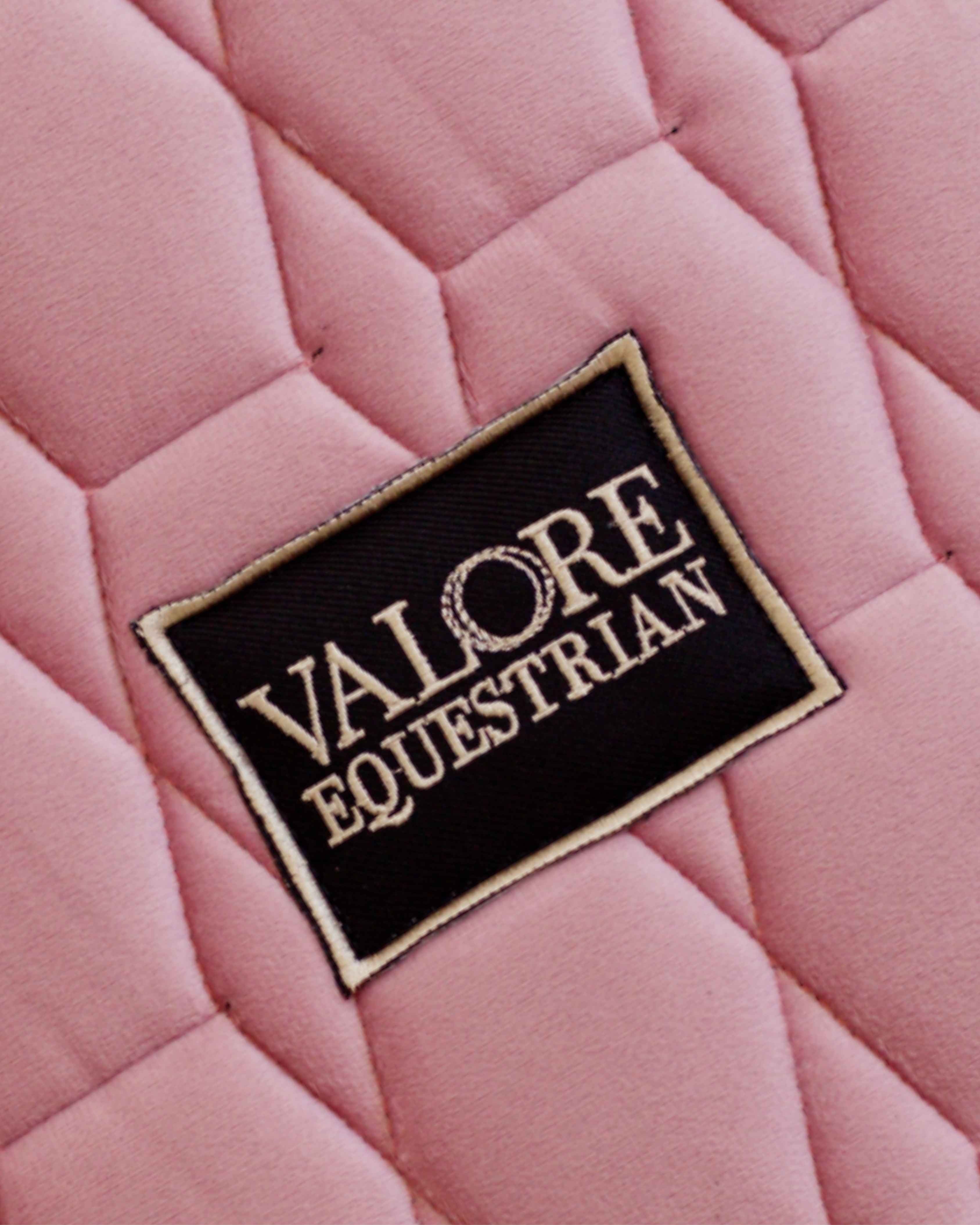 Candy Pink Velvet Valore Jumping Wither Relief Saddle Pad – Anatomical Saddle Pad for Comfort and Freedom